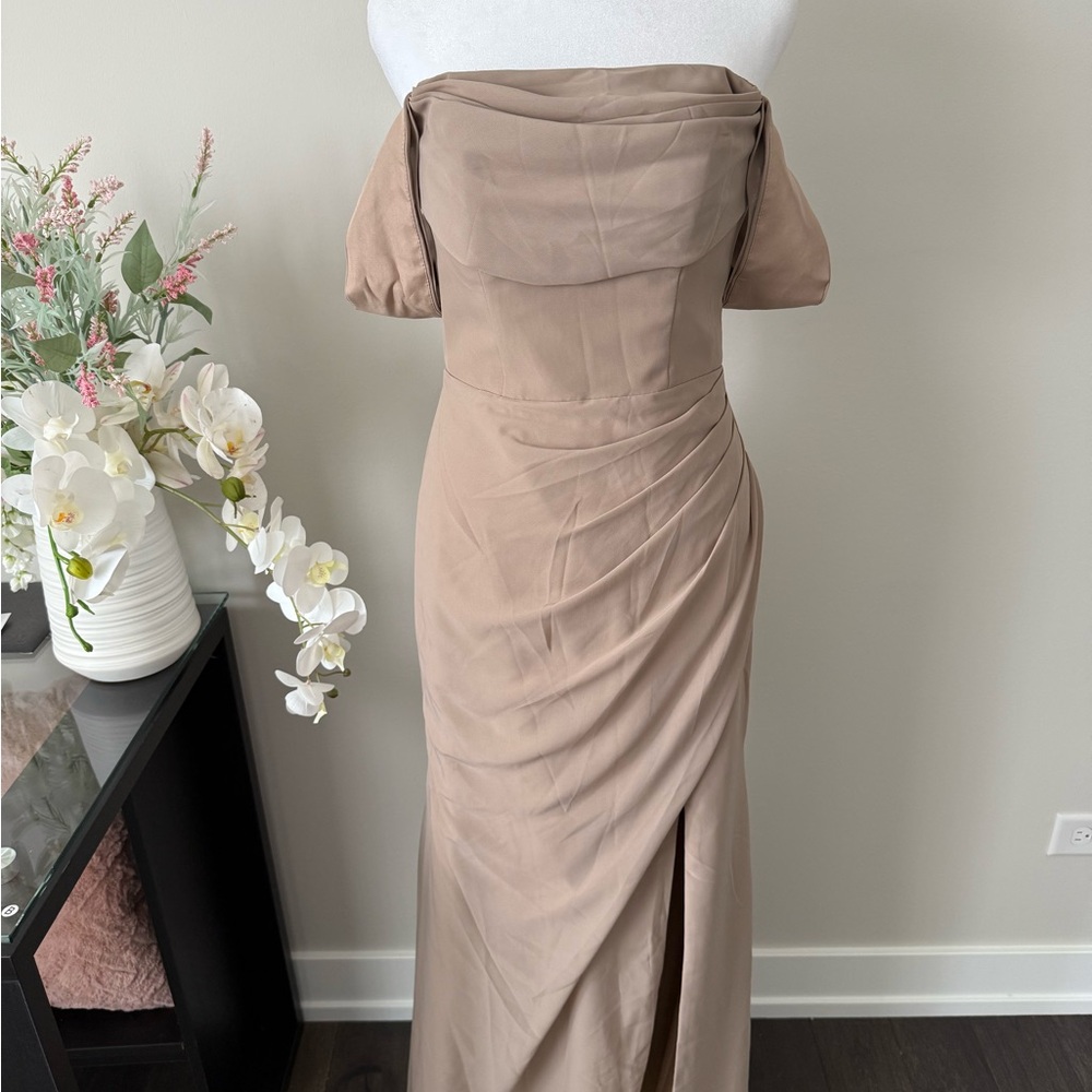 JJ’s house Tan Off-Shoulder Dress